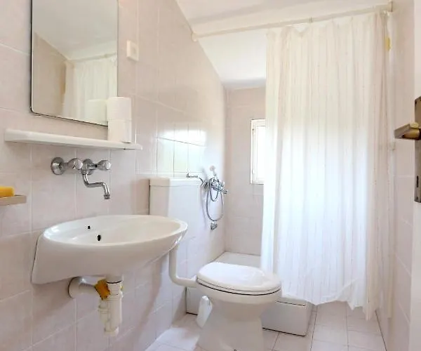 Apartments By The Sea Drace, Peljesac - 10211