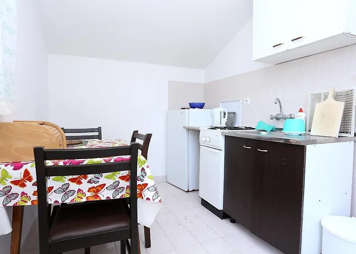 Apartments By The Sea Drace, Peljesac - 10211 *